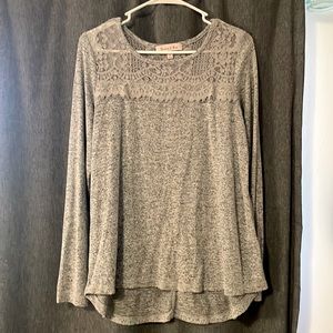Long sleeve casual top